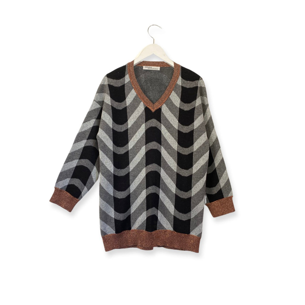 Monochrome Wavy Stripe Sweater