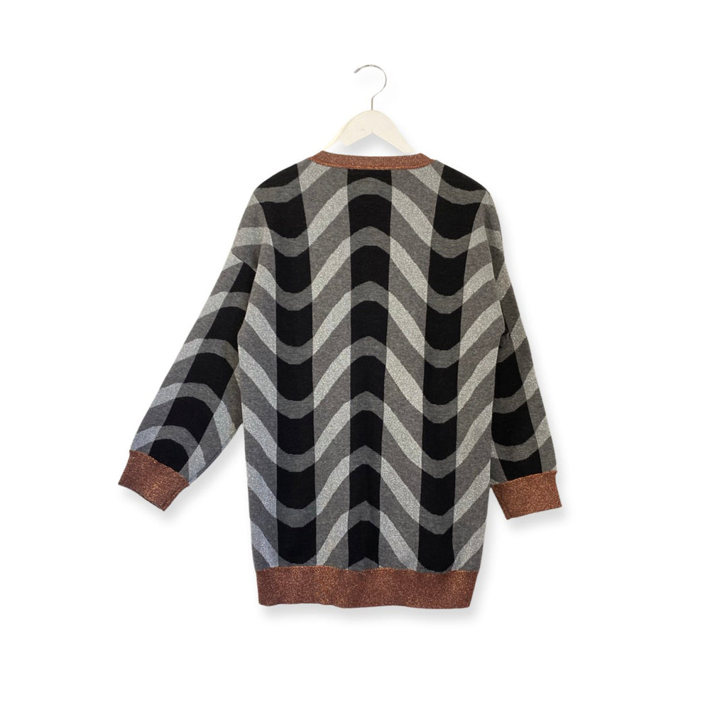 Monochrome Wavy Stripe Sweater